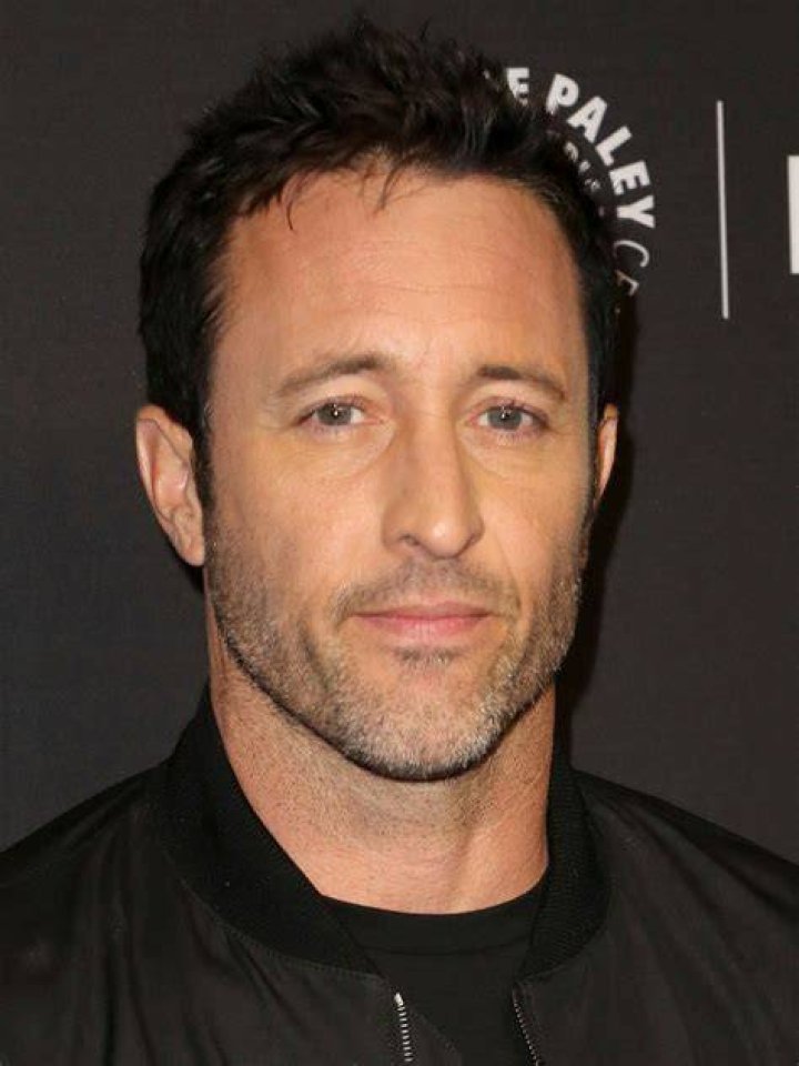 Alex OLoughlin WorldWide Alex o'loughlin, Alex love, Alex