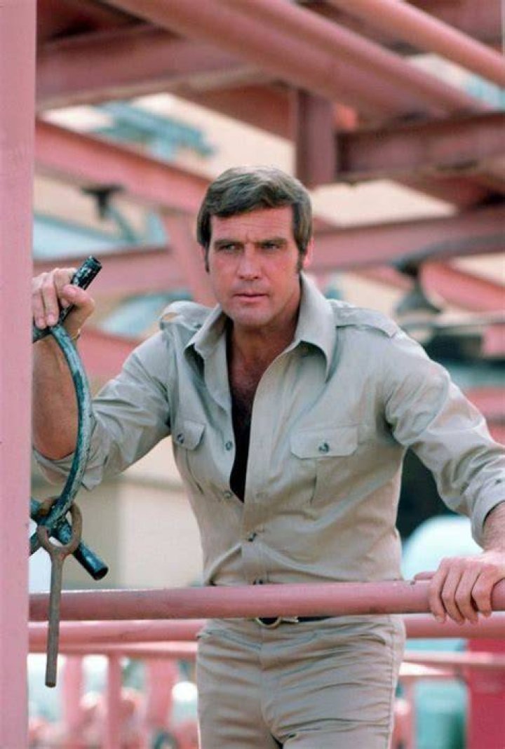 ATOMIC CHRONOSCAPH Lee majors, Men tv, Bionic woman