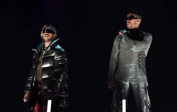 Bad Bunny joined by Jhay Cortez for 'D&aacute;kiti' performance at Grammys