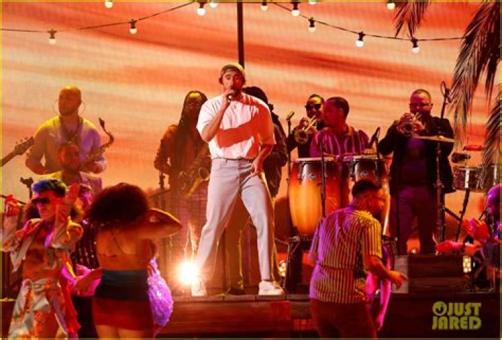 Bad Bunny Opens the 2023 Grammys With 'Despu&eacute;s de la Playa' (VIDEO)