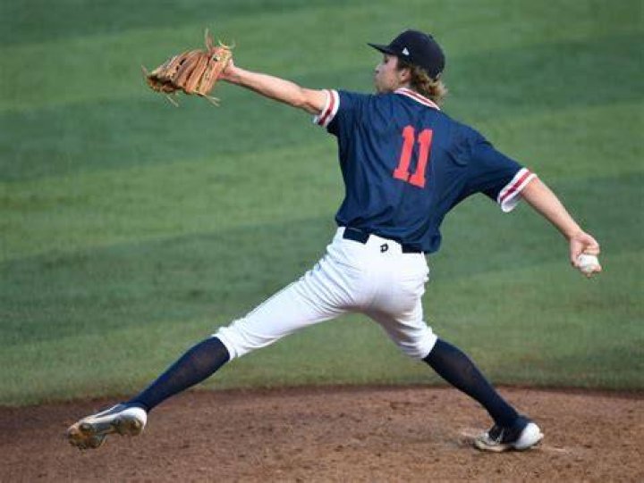Braylon Hall pitching and Farragut bats shine in win over rival Bearden