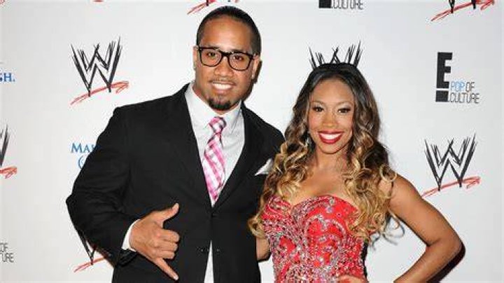 Discover: Jey Uso's Wife's Picture