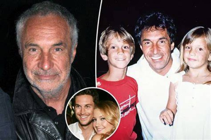 Discover The Story Of Bill Hudson's Children: The Hudson Family Saga