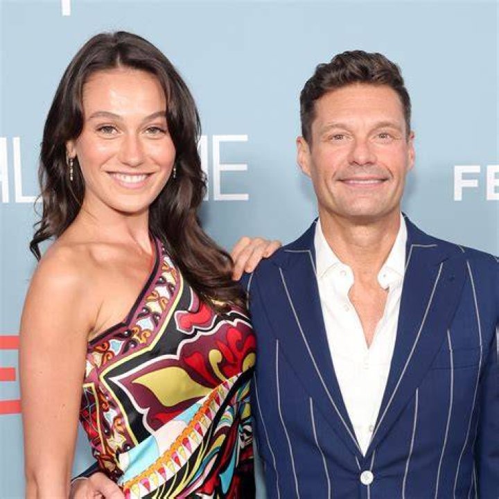 Dive Into The Relationship Of Aubrey Paige And Ryan Seacrest: A Comprehensive Insight