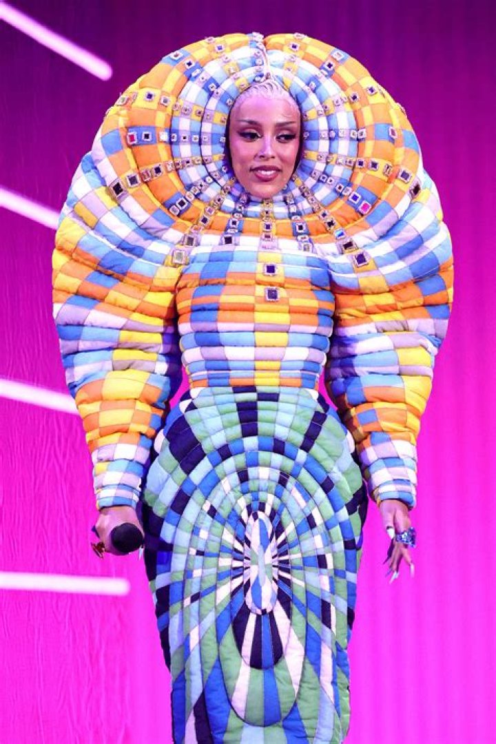 Doja Cat's Costume Look Revives Camp At Uninspiring 2023 Met Gala 247