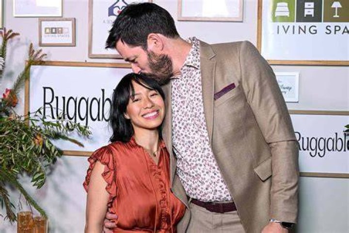 Drew Scott's 2024 SUV Unveiled: Discover His Ride Of Choice