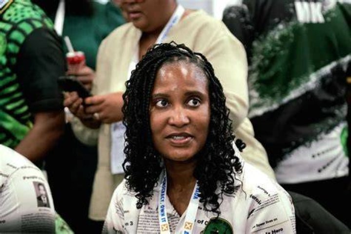 Duduzile ZumaSambudla Relentlessly Calls For President Cyril Ramaphosa