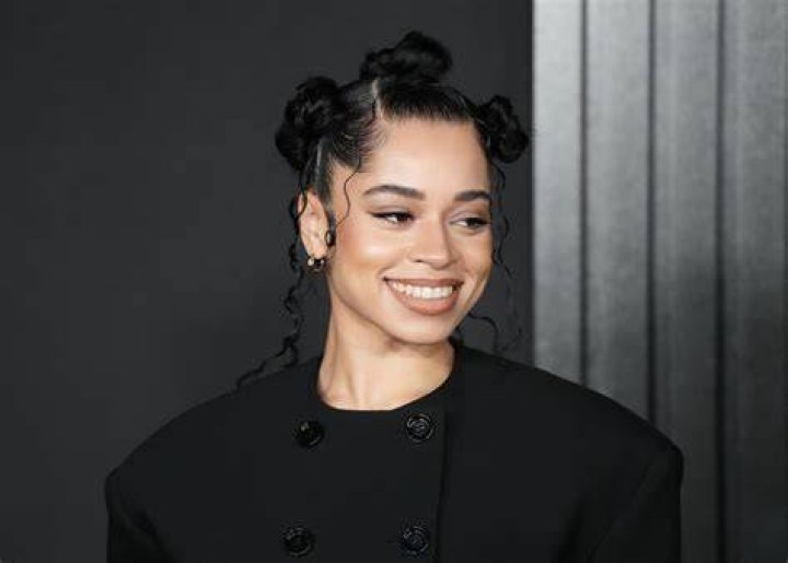 Ella Mai Shares New Song &lsquo;Leave You Alone&rsquo; Melody Maker Magazine
