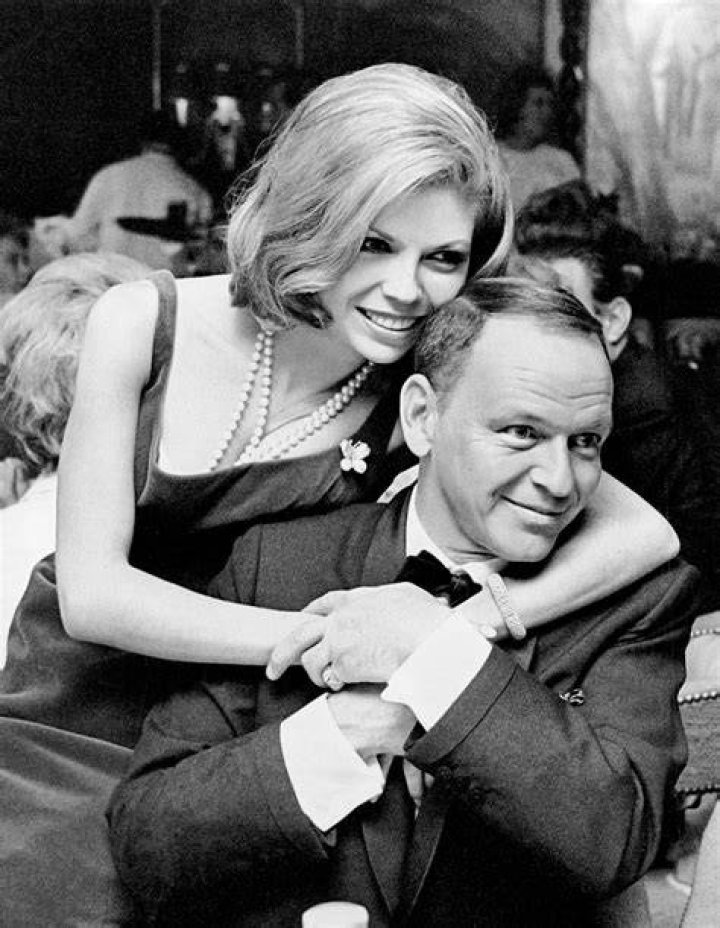 Frank and Nancy Sinatra and children Tina sinatra, Frank sinatra