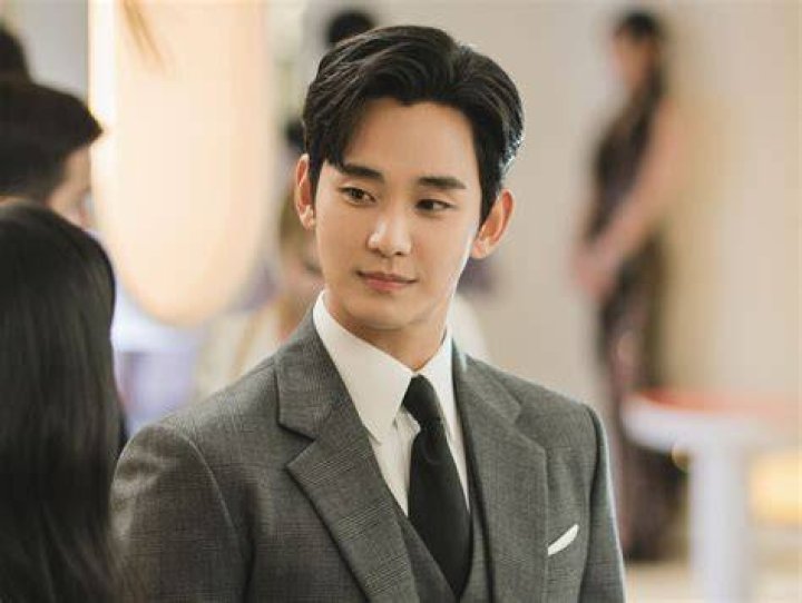 Is Kim So Hyun Now Someone's Wife? Find Out Here!