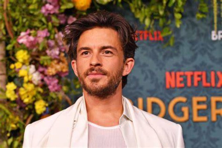 Jonathan Bailey's Marriage Status: Unveiling The Truth