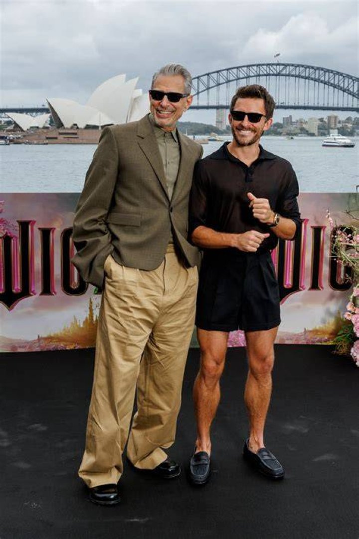 Jonathan Bailey Height: All The Details