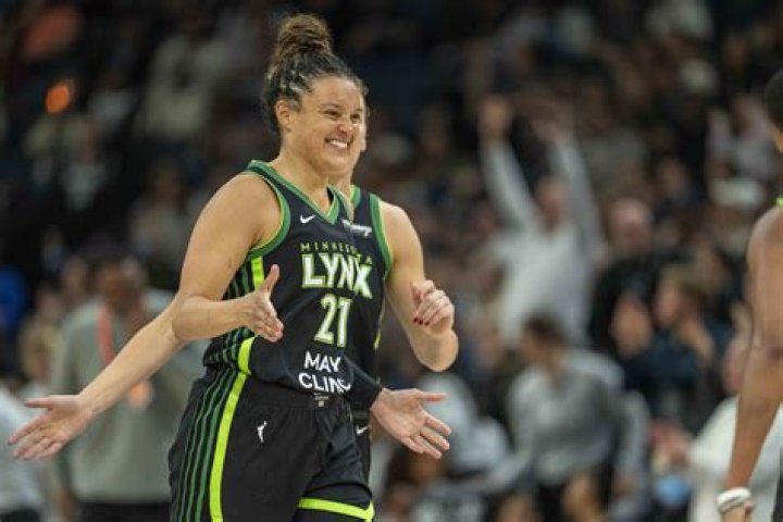 Kayla McBride Kayla mcbride, Wnba, Womens basketball