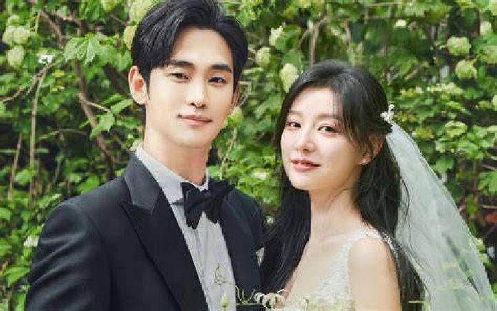 Kim Soo Hyun And Kim Ji Won's Relationship: Everything We Know!