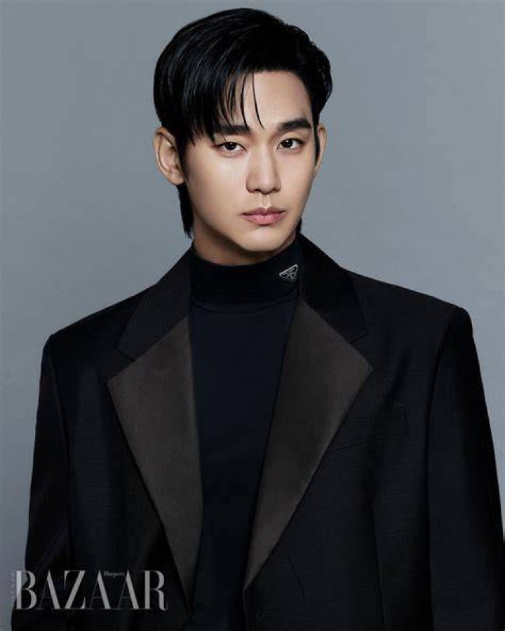 Kim Soo Hyun tổ chức fanmeeting tại Th&aacute;i Lan, fan bỏ 126.000 USD để gặp