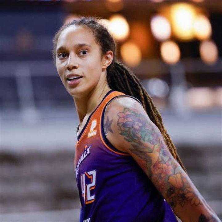 Know Some Truth About: Britney Griner Pronouns