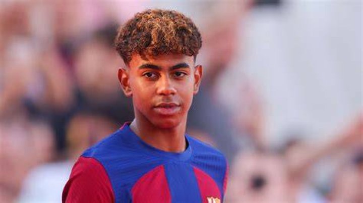 Le Bar&ccedil;a verrouille Yamine Lamal