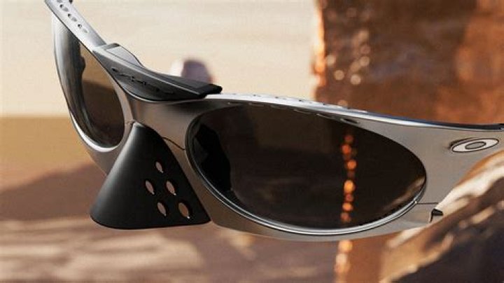 The Ultimate Guide To Sierra Oakley Sunglasses: Protection And Style