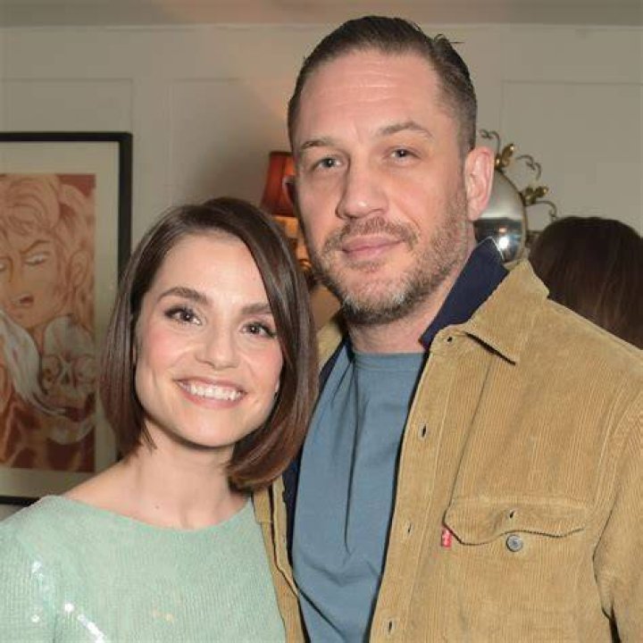 Tom Hardy's Marital Status: A Deep Dive Into His Love Life