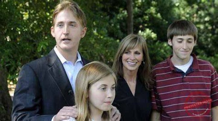 Trey Gowdy Bio, Age, Family, Wife, Podcast, Book, Fox News, Salary, and