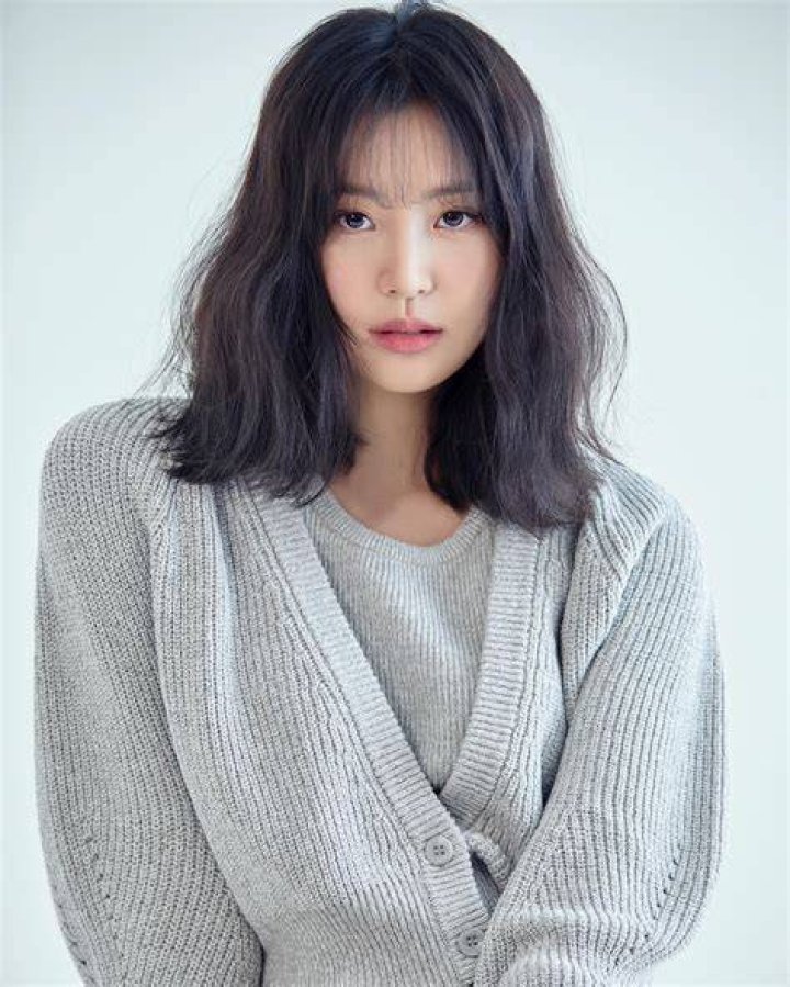 Ultimate Guide To Kim Ye-ji's Height: Everything You Need To Know