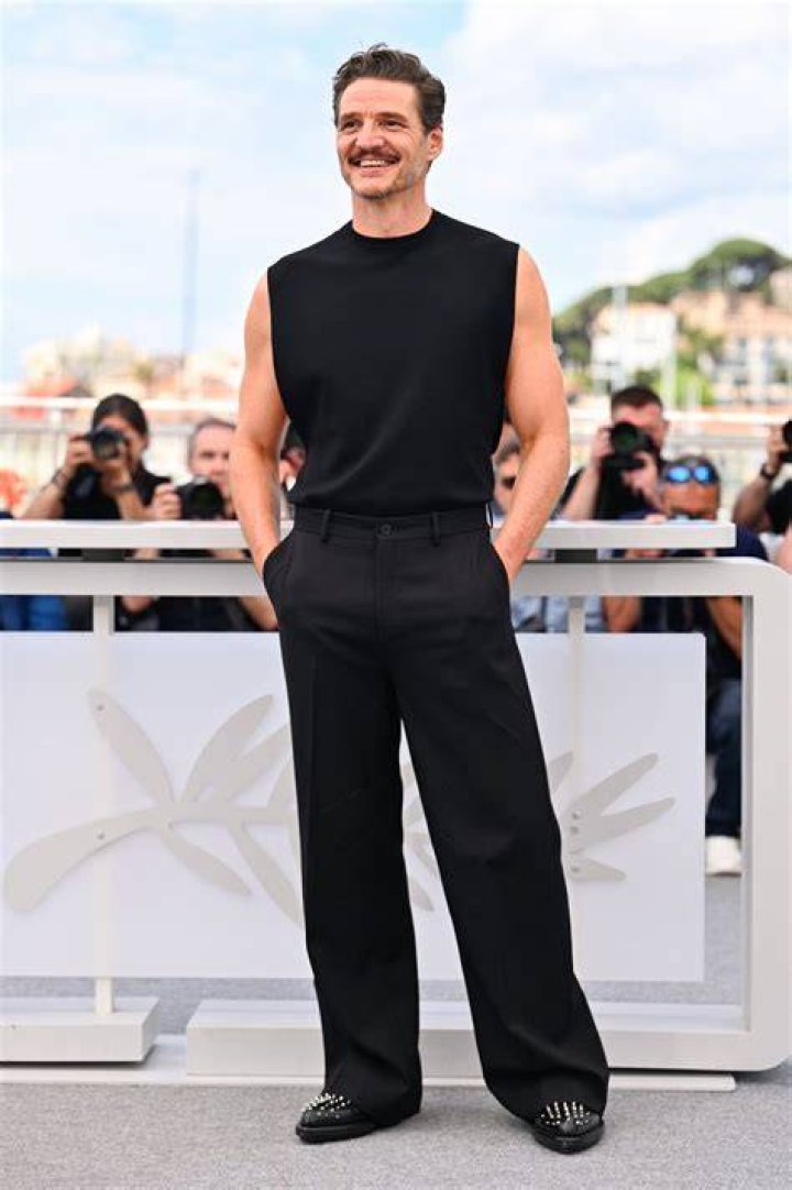 Uncovering The Intriguing Height Of Pedro Pascal