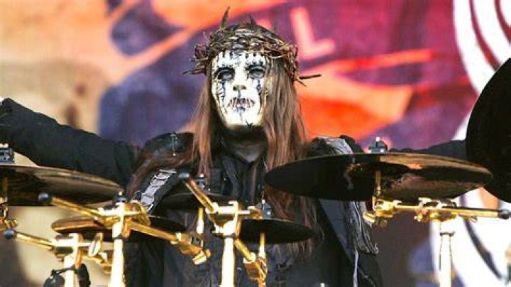 Unlocking The Secrets Of Joey Jordison's Towering Presence