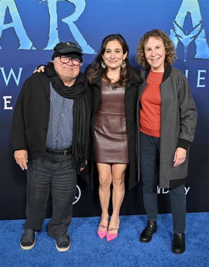 Unveiling Rhea Perlman's Height And Its Impact