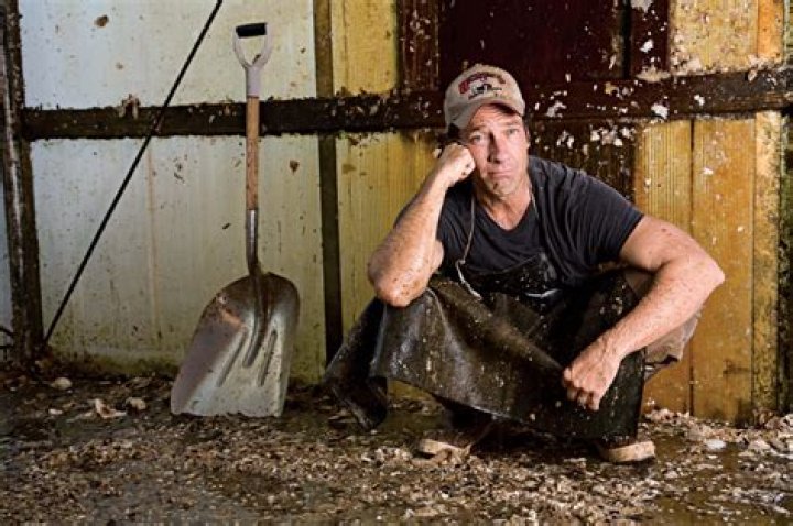 Why Mike Rowe From Dirty Jobs Is Now Being Cancelled